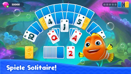 Kartenbogen aus dreizehn Spielkarten über einem Korallenriff, links eine Wild-Karte, rechts ein Clownfisch